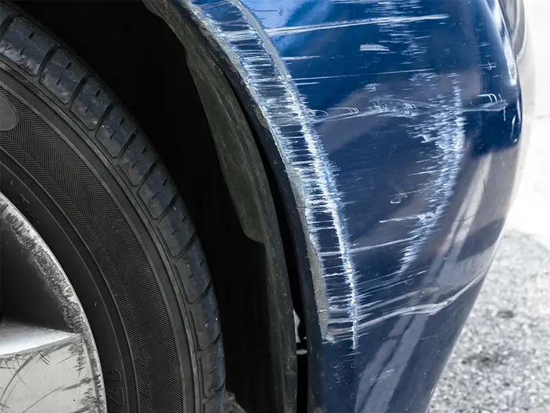 Fotografija ostecenja vozila na parkingu